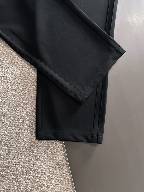 스톤아일랜드 신축 밴딩 캐주얼 팬츠 001-215796