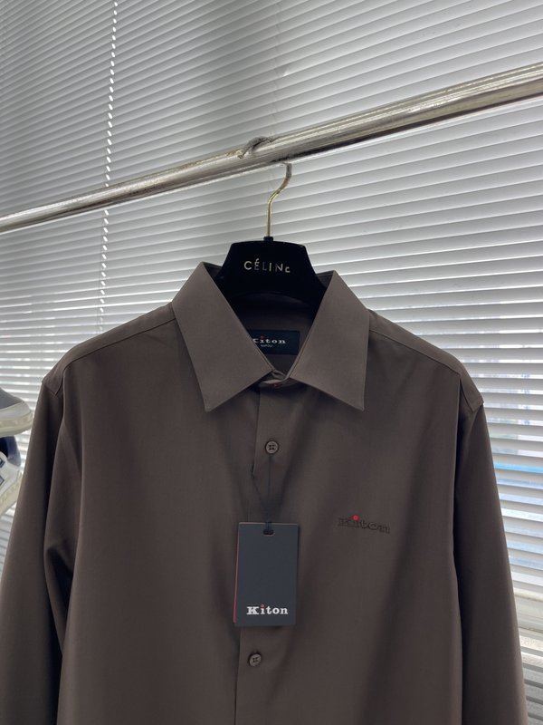 Kiton 남성 면 소재 자수 칼라 긴팔 셔츠 001-216087