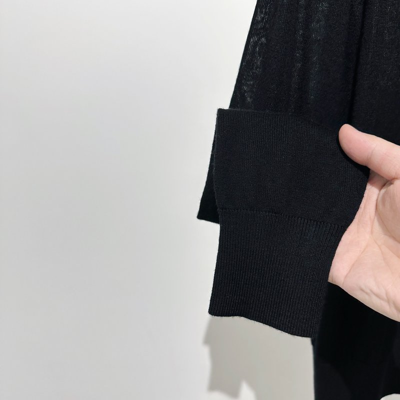 Kiton 올리브 블랙 울 폴로 니트 001-216090