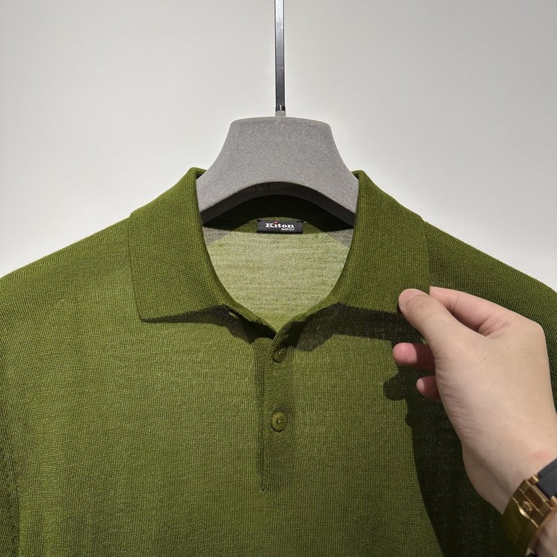 Kiton 올리브그린 칼라 울 니트 001-216091