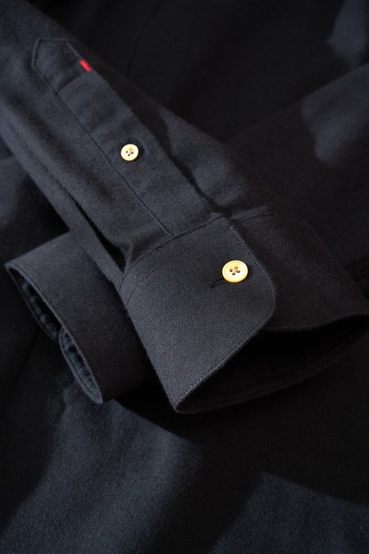 Kiton 남성 두꺼운 벨벳 셔츠 001-216192