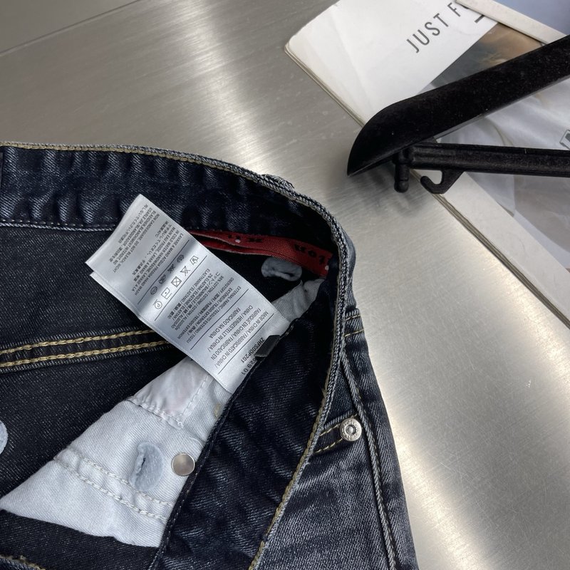 Kiton 봄여름 신상 스트레치 슬림 데님 팬츠 001-216195