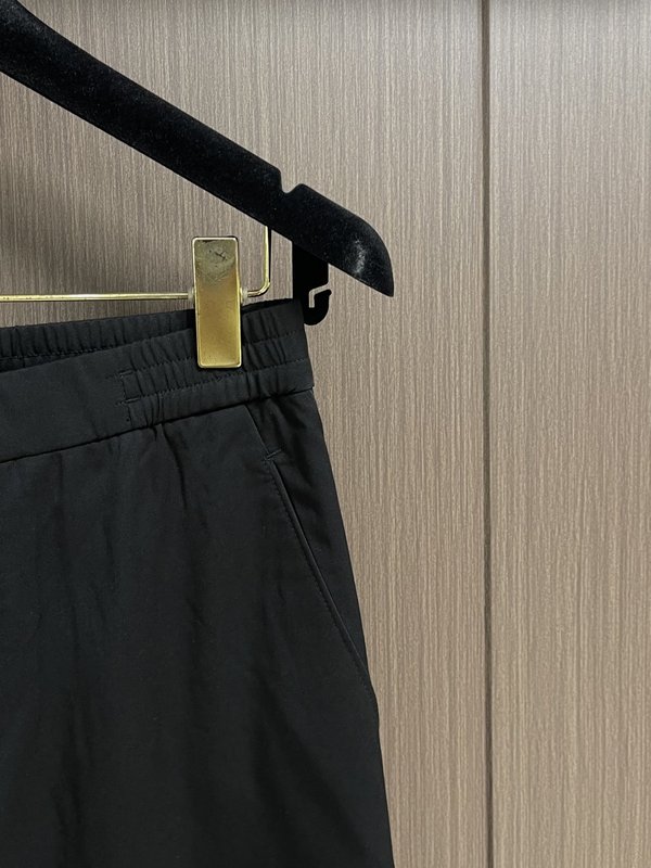 Kiton 빈티지 캐주얼 슬랙스 남성용 001-216199