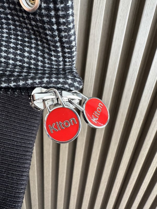Kiton 올드머니 스타일 가을 겨울 울 자켓 001-216221