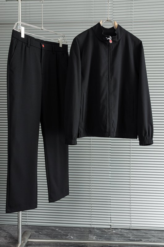 Kiton 남성 캐주얼 스포츠 세트 자켓과 바지 001-216239