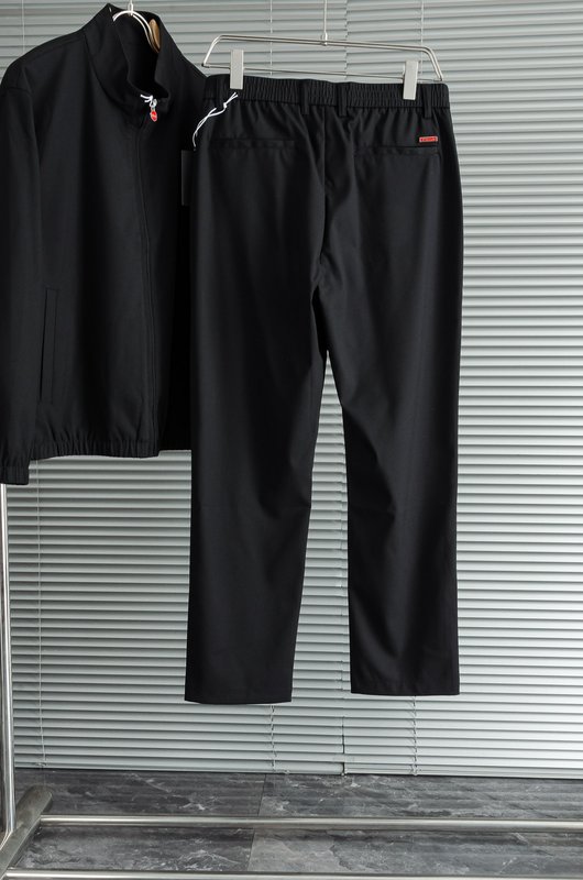 Kiton 남성 캐주얼 스포츠 세트 자켓 바지 001-216240