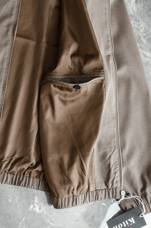Kiton 남성 캐주얼 스포츠 세트 자켓 및 바지 001-216241