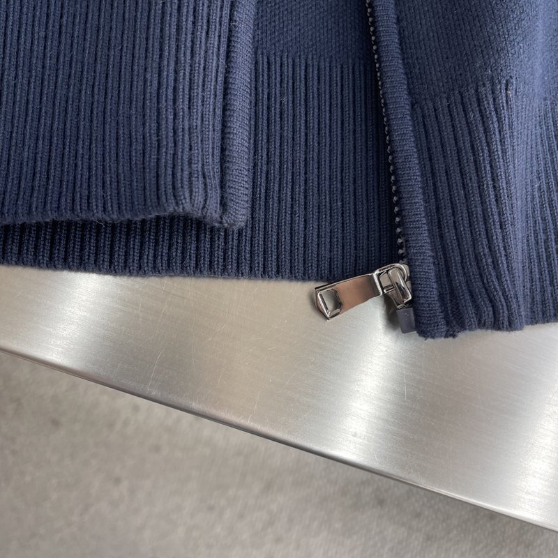 Kiton 가을 겨울 울 혼방 지퍼 후드 가디건 001-216265