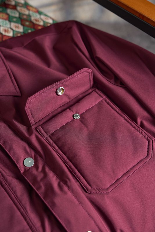 Kiton 남성용 경량 보온 패딩 자켓 001-216295