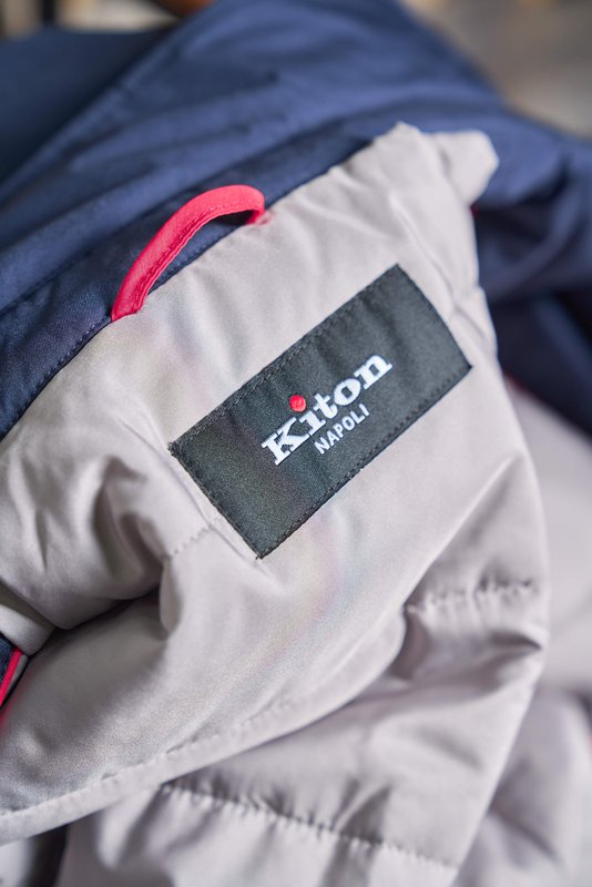 Kiton 남성 경량 보온 패딩 자켓 001-216297