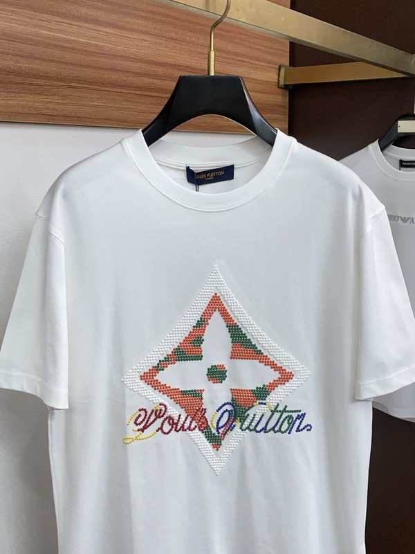 루이비통 남성 순면 라운드넥 반팔 티셔츠 001-216346