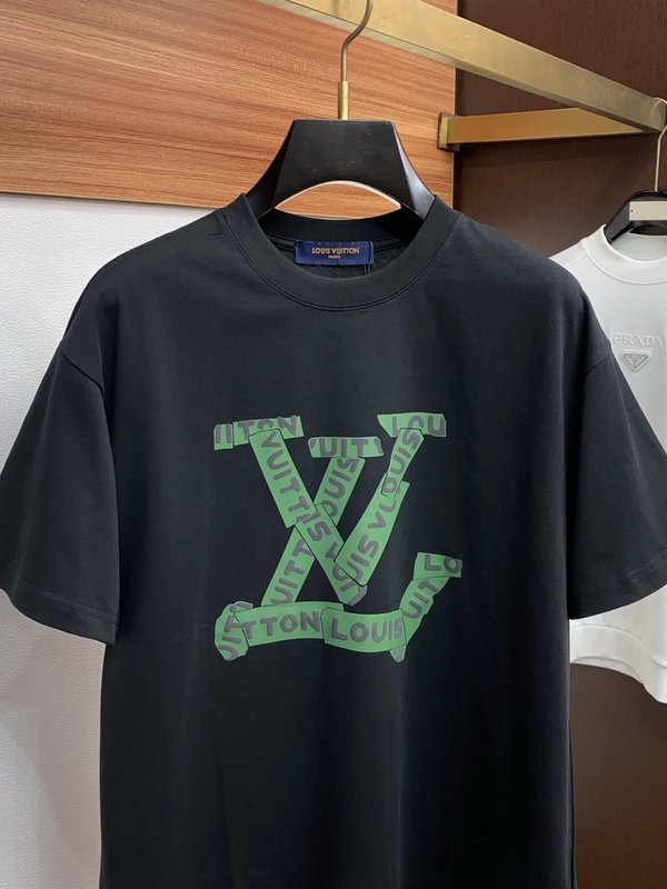 루이비통 남성 순면 라운드넥 반팔 티셔츠 001-216387