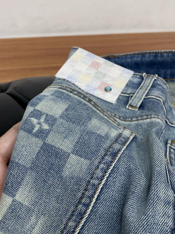 루이비통 남성 슬림핏 워싱 데님 캐주얼 팬츠 001-216555