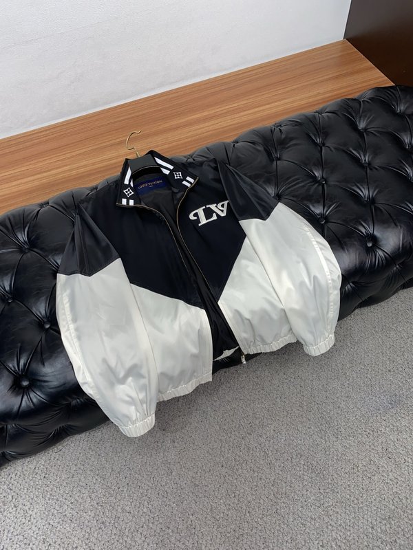 루이비통 남성 캐주얼 자켓 아우터 001-216619