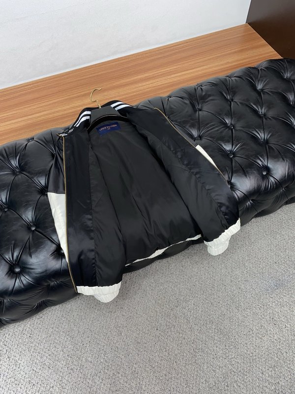루이비통 남성 캐주얼 자켓 아우터 001-216619