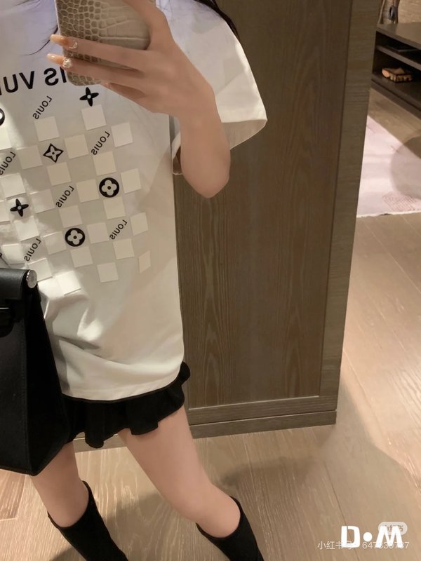 루이비통 입체 체커보드 프린트 반팔 티셔츠 001-216630