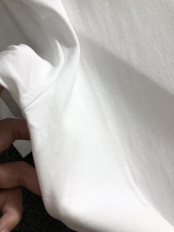 루이비통 남성 심플 로고 반팔 티셔츠 001-216665