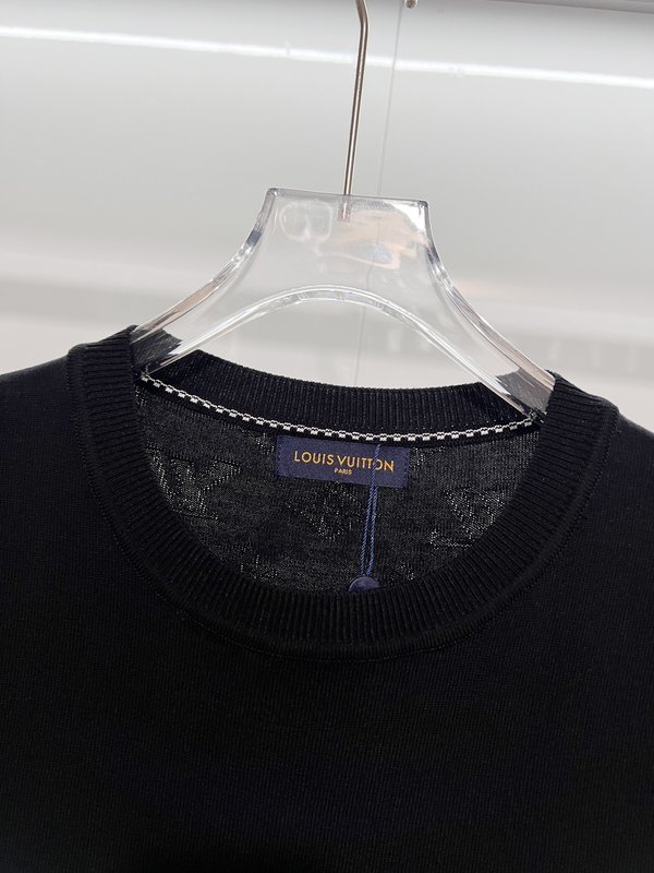 루이비통 올오버 로고 라운드 니트 반팔 티셔츠 001-216736