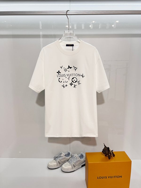 루이비통 면 라운드넥 반팔 티셔츠 001-216756