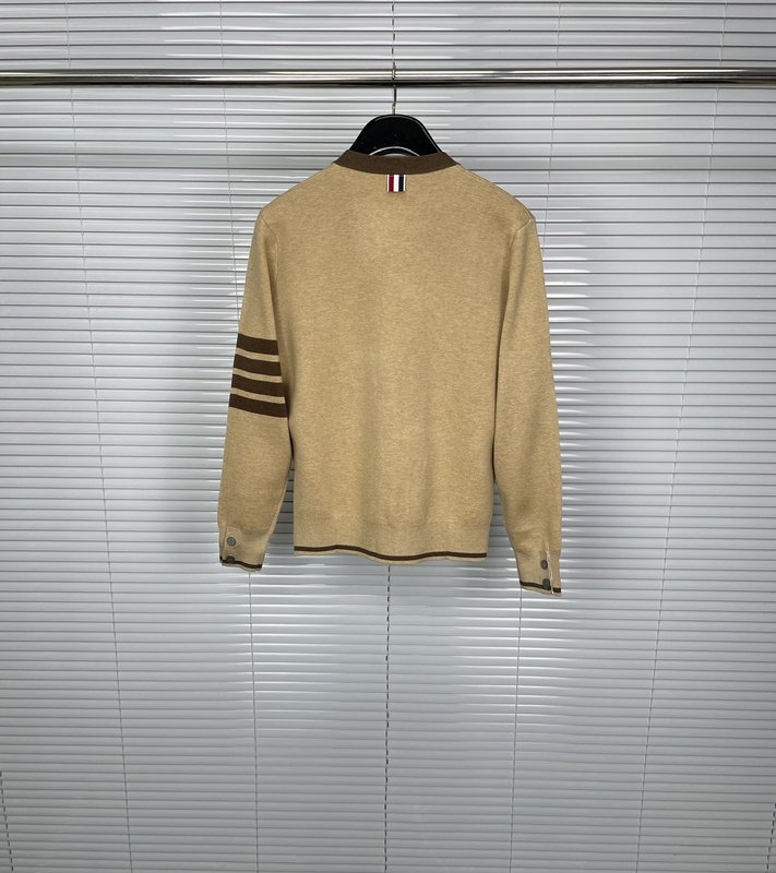 톰브라운 포스트라이프 V 넥 카디건 001-217398