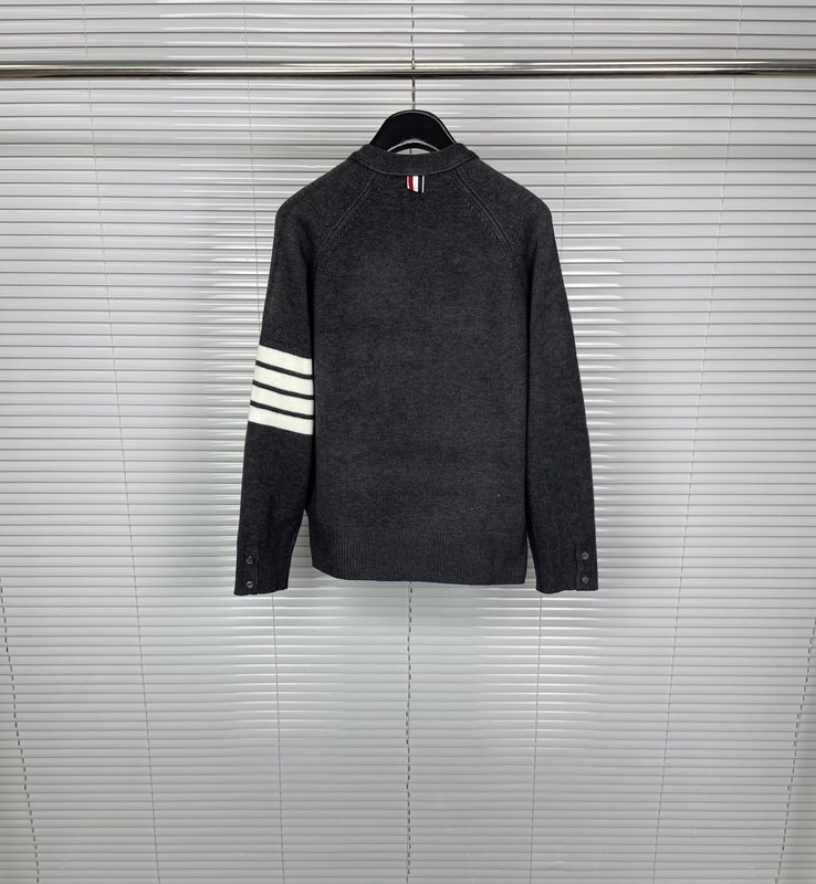 톰브라운 25SS 순모 V 니트 카디건 001-217544