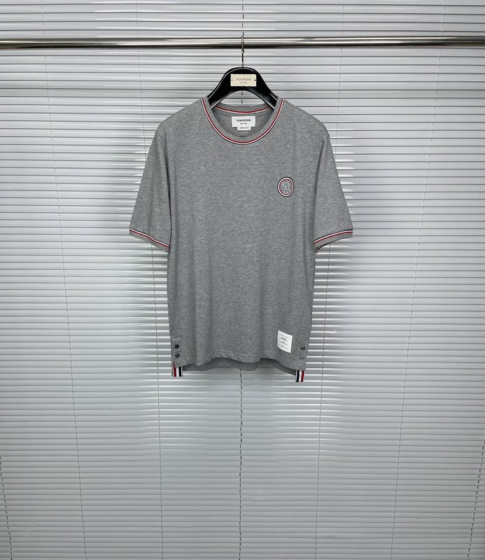 톰브라운 서클 도그 스트라이프 반팔 티셔츠 001-217652