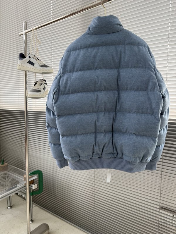 로로피아나 스탠드 칼라 울 다운 자켓 001-217885