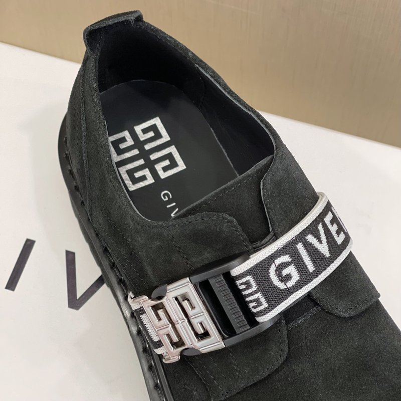 지방시 GVC 남성 두꺼운 바닥 로우탑 가죽 신발 001-218797