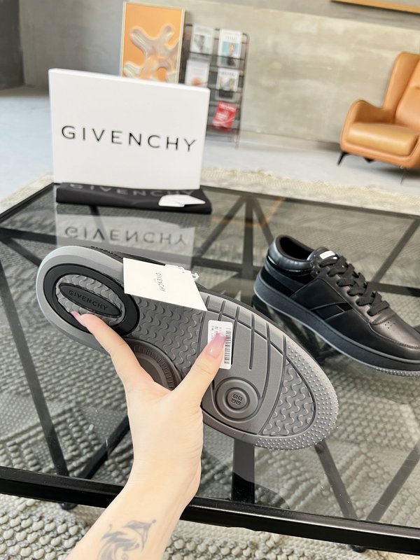 지방시 Givenchy 남성 가죽 캐주얼슈즈 001-218834