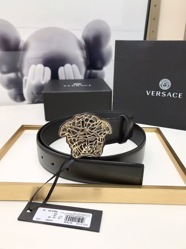 베르사체 메두사 오픈 워크 버클 벨트 001-220247