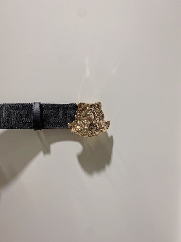 베르사체 메두사 송아지 가죽 벨트 4cm 001-220307