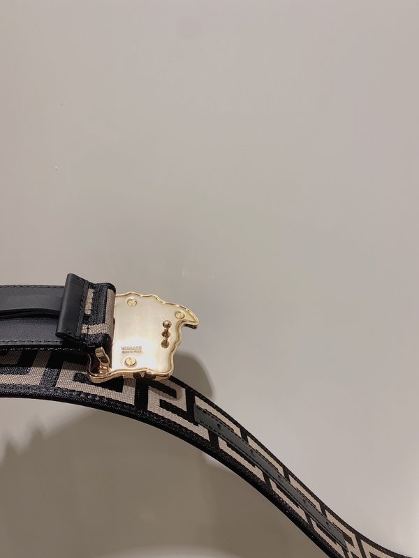 베르사체 메두사 소가죽 벨트 4cm 001-220310