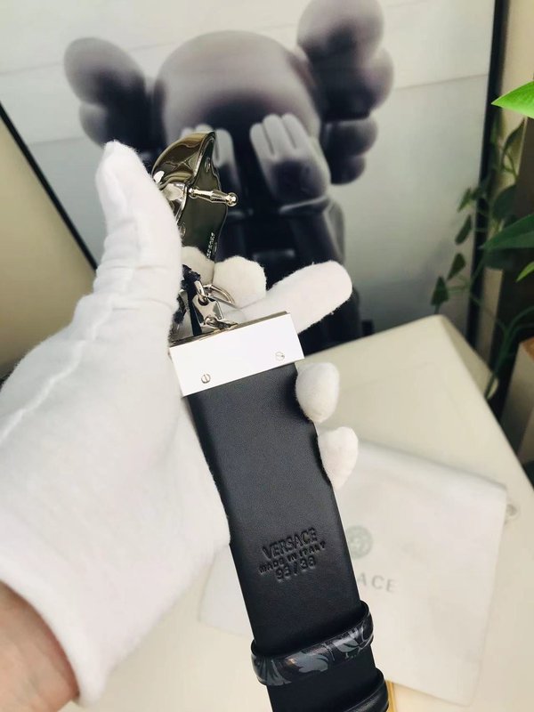베르사체 Versace 양면 버클 벨트 001-220327