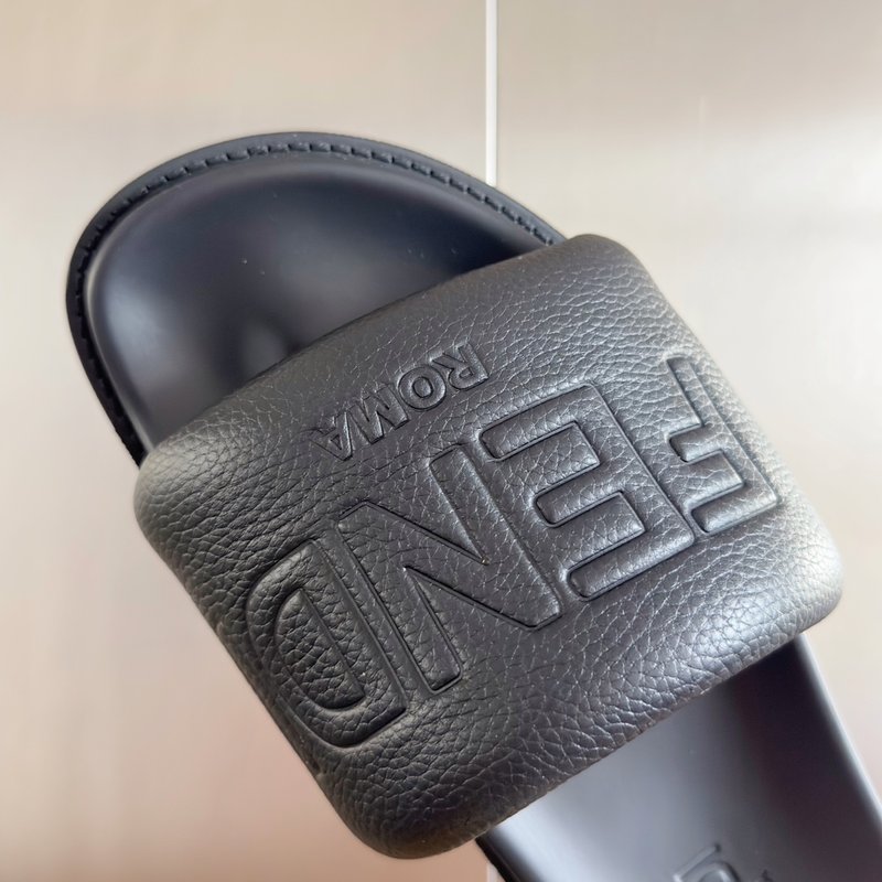 펜디 로마 시리즈 커플 샌들 슬리퍼 001-221047