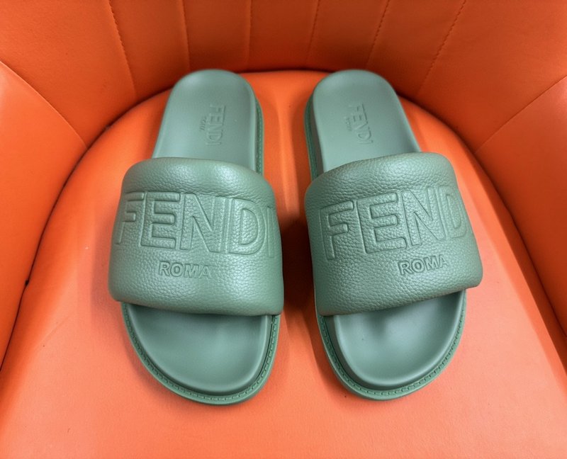 펜디 FENDI 신규 남성 슬리퍼 001-221051