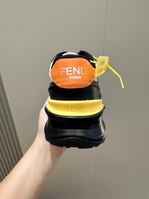 펜디 남성 레이스업 스니커즈 001-221053