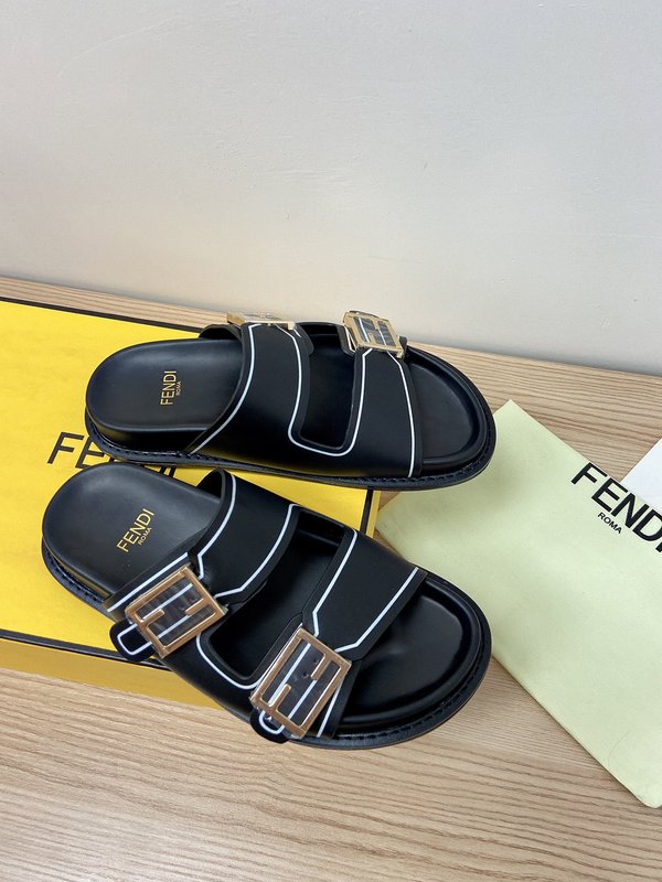 펜디 FF 로고 더블 스트랩 플랫 샌들 001-221082