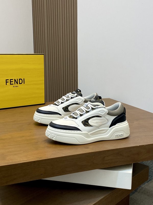 펜디 FENDI 메쉬 캐주얼 운동화 001-221107