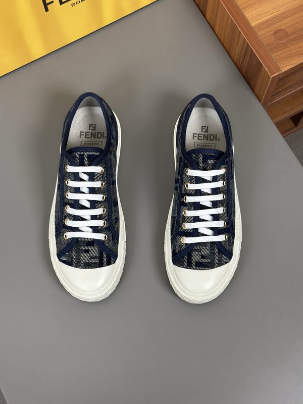 펜디 FENDI 매치 남녀용 레이싱 슈즈 001-221146