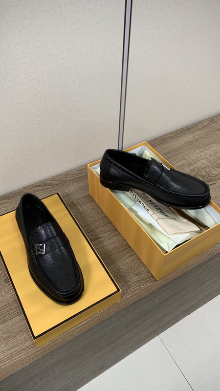 펜디 남성 비즈니스 캐주얼 로퍼 001-221206