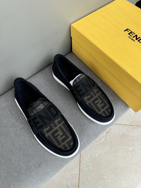 펜디 FENDI 남성 캐주얼 가죽 로퍼 001-221227