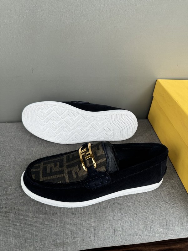 펜디 FENDI 남성 캐주얼 가죽 로퍼 001-221230