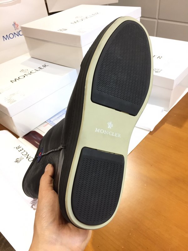 몽클레어 클래식 블랙 부츠 001-221300