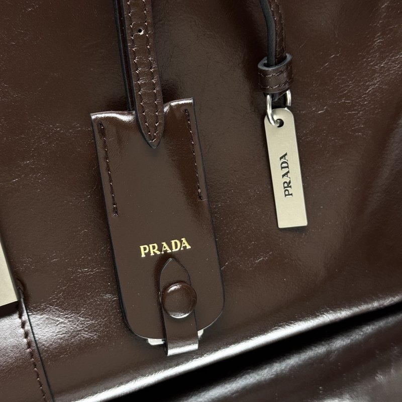 프라다 사다리꼴 핸드백 숄더백 001-222119