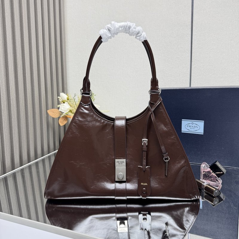 프라다 사다리꼴 핸드백 숄더백 001-222119