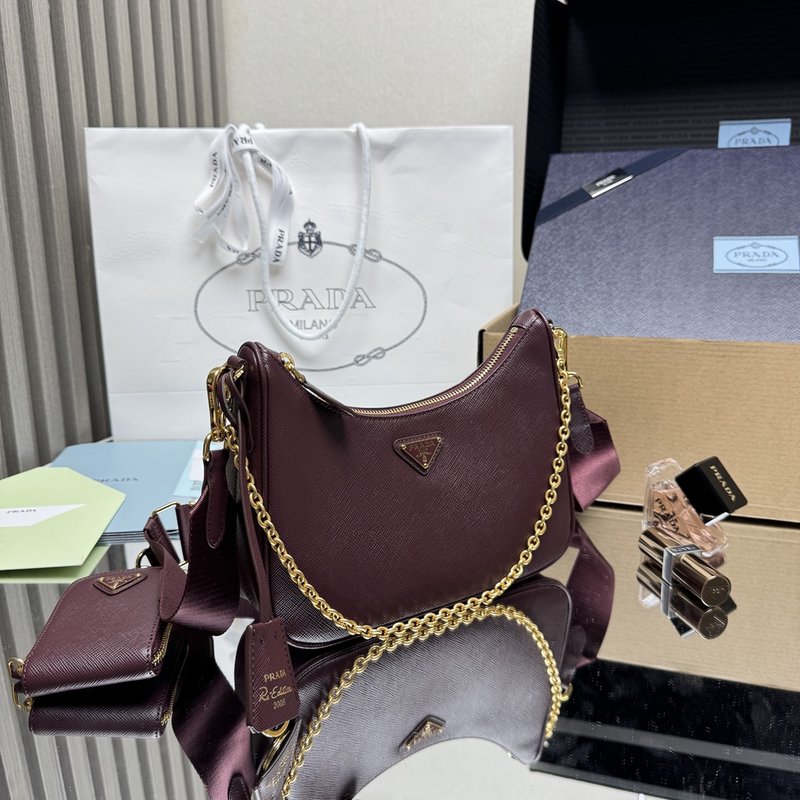 프라다 크로스그레인 나일론 호보백 메탈 네임플레이트 001-222478