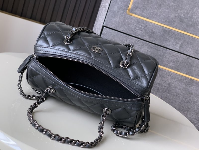 샤넬 블랙 퀼팅 보스턴 볼링백 001-222599