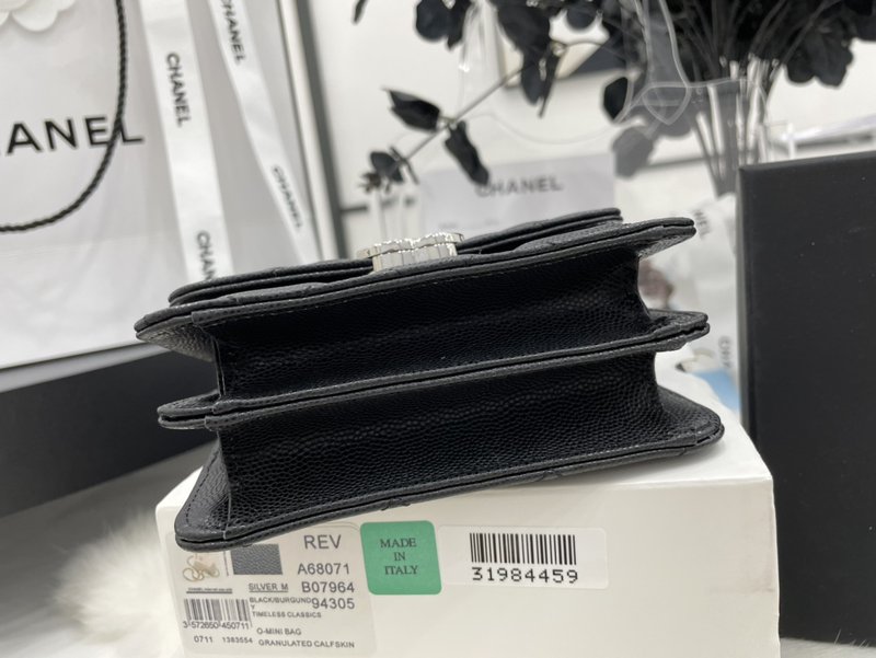 샤넬 에나멜 버클 빈티지 체인백 001-222654