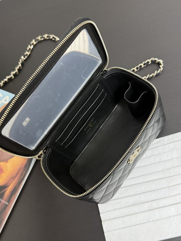 샤넬 블랙 퀼팅 체인 핸드백 001-222876