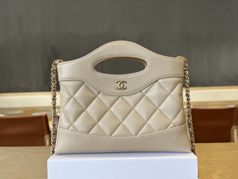 샤넬 24C 31bag 미니 오일드 왁스 가죽 001-222942